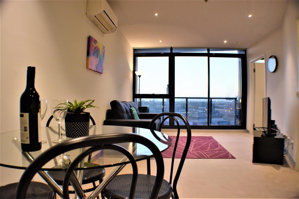 Royal Stays Apartments Melbourne- Southbank ภายนอก รูปภาพ
